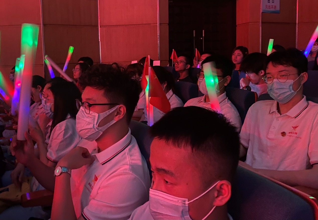 图像正在加载中