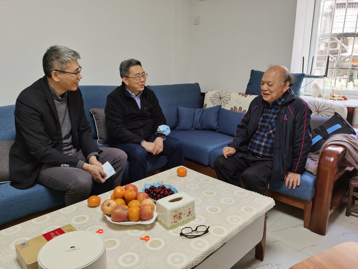 图像正在加载中