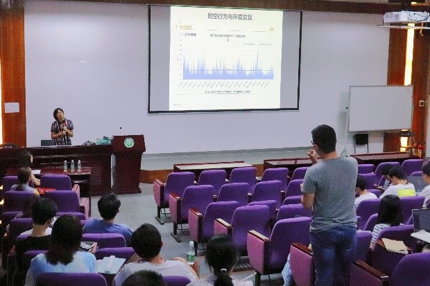 图像正在加载中