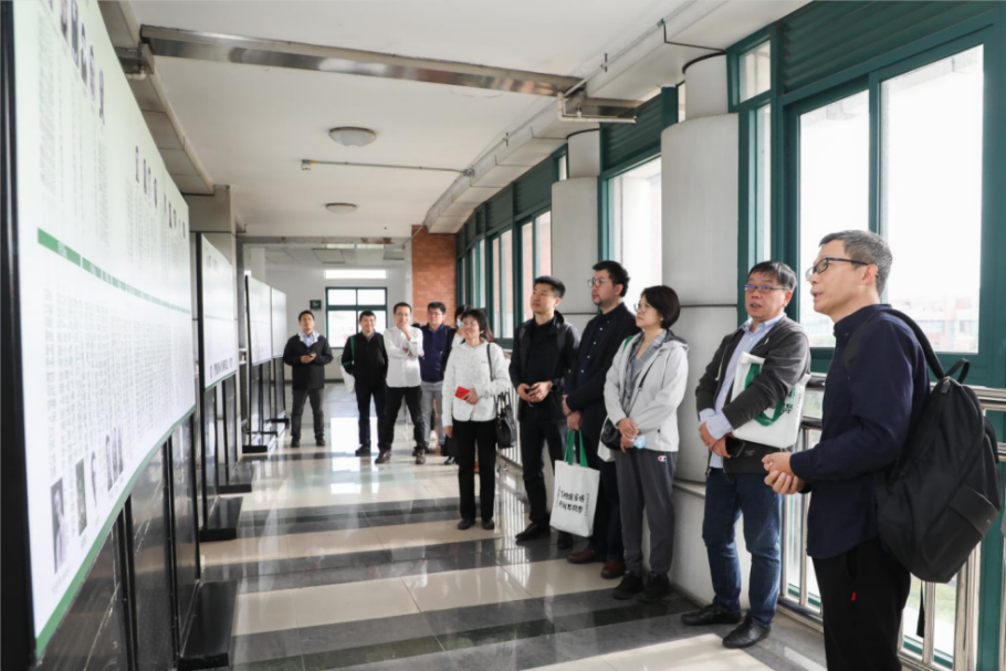 image-20211102235708-15