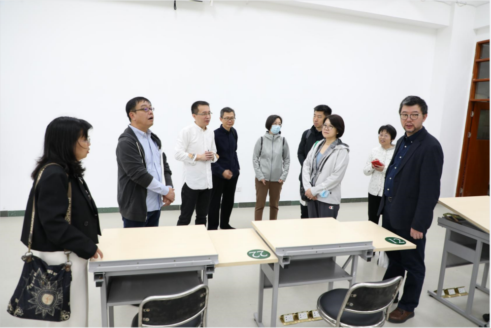 image-20211102235708-16